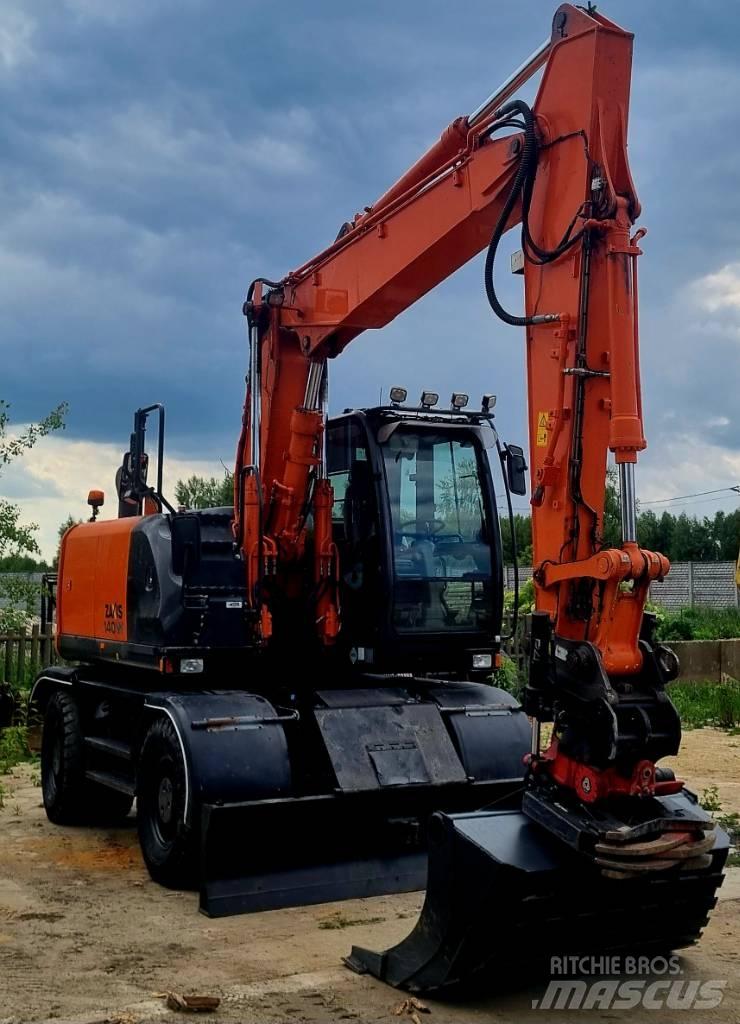Hitachi 140W Escavatori gommati