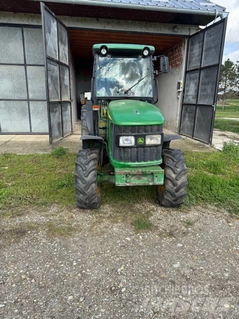 John Deere 5515 F Trattori