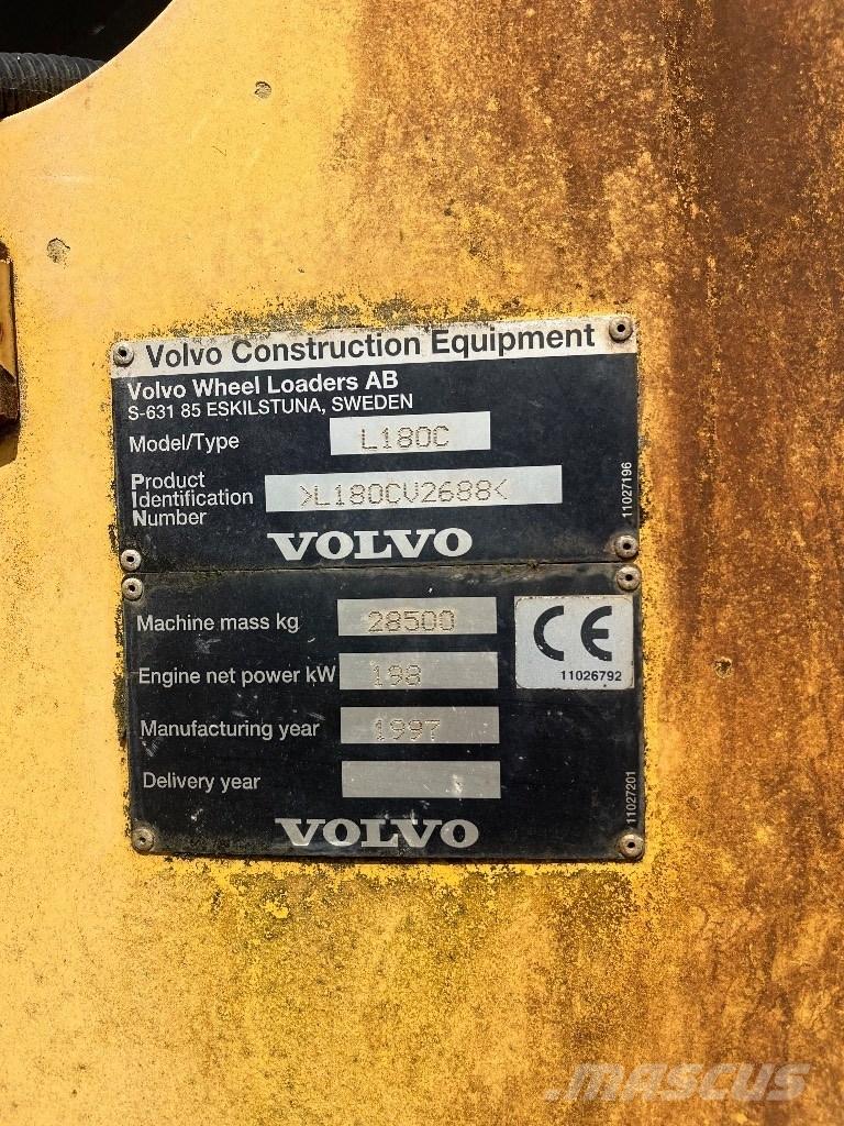 Volvo L180c Pale gommate