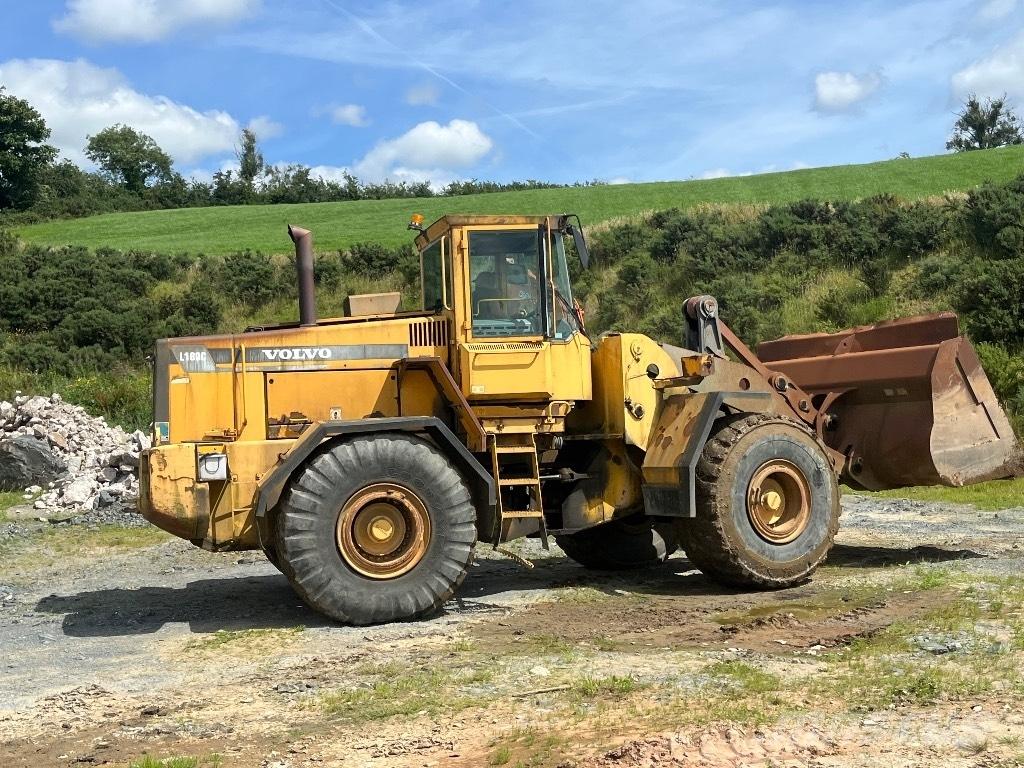 Volvo L180c Pale gommate