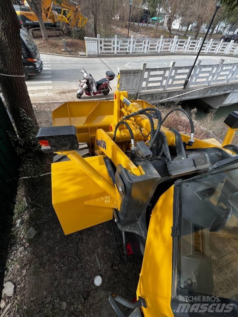 Komatsu WA 380-3 Pale gommate