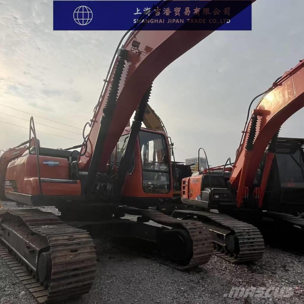 Doosan DH 300 Escavatori cingolati