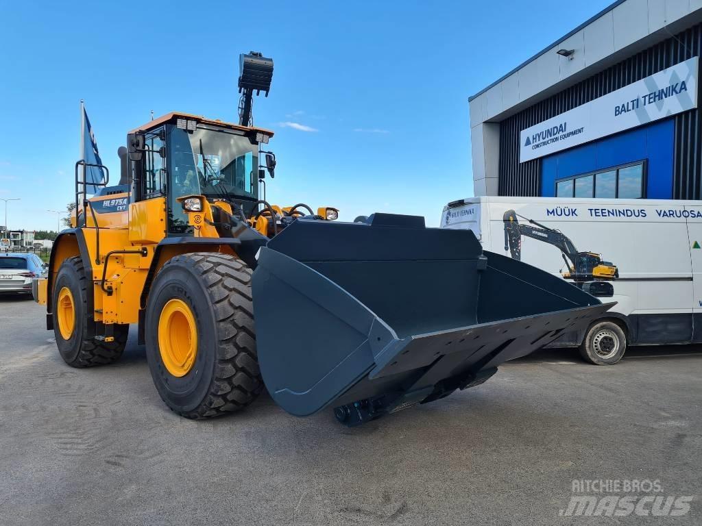 Hyundai HL975A CVT Pale gommate