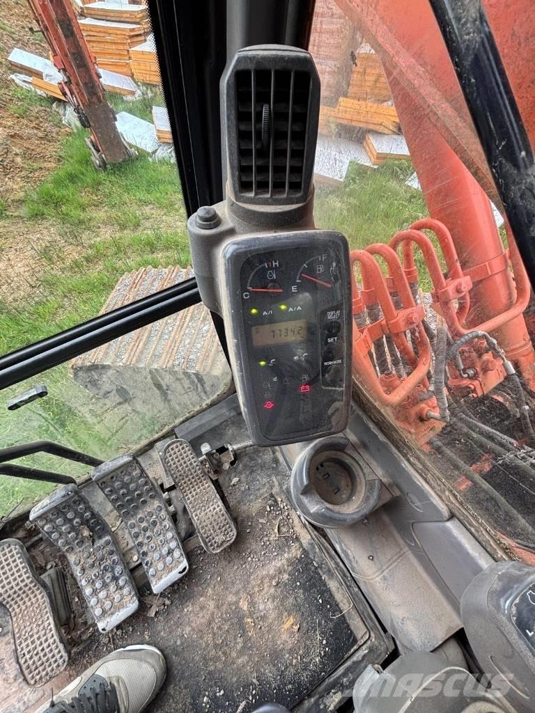 Hitachi Zaxis 180 LC Escavatori cingolati