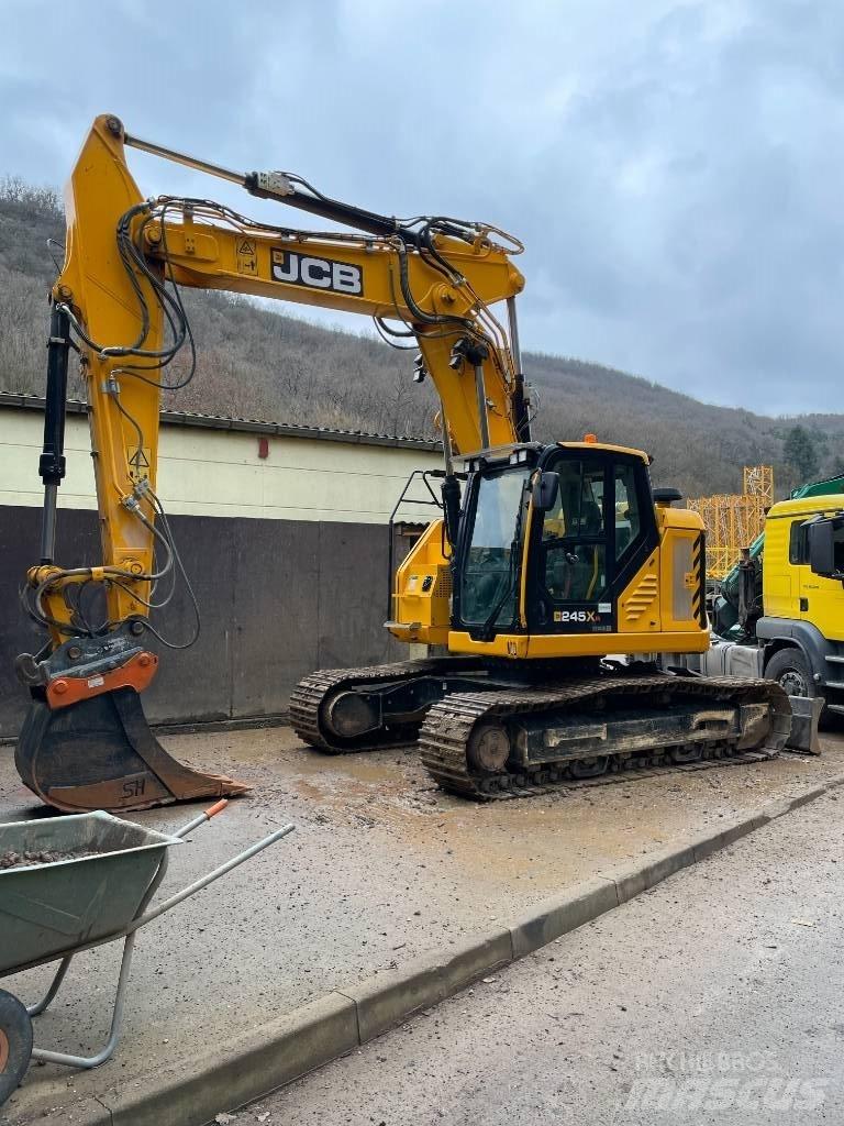 JCB 245 XR Escavatori cingolati