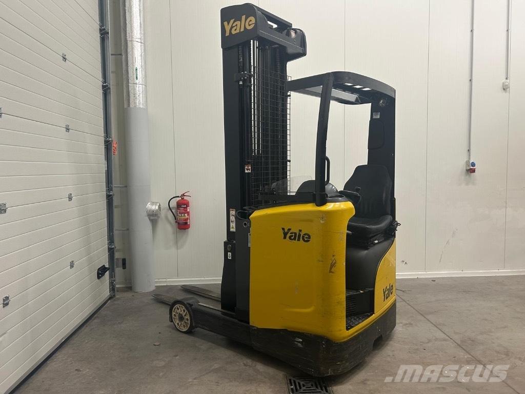 Yale MR 14 Carrello retrattile