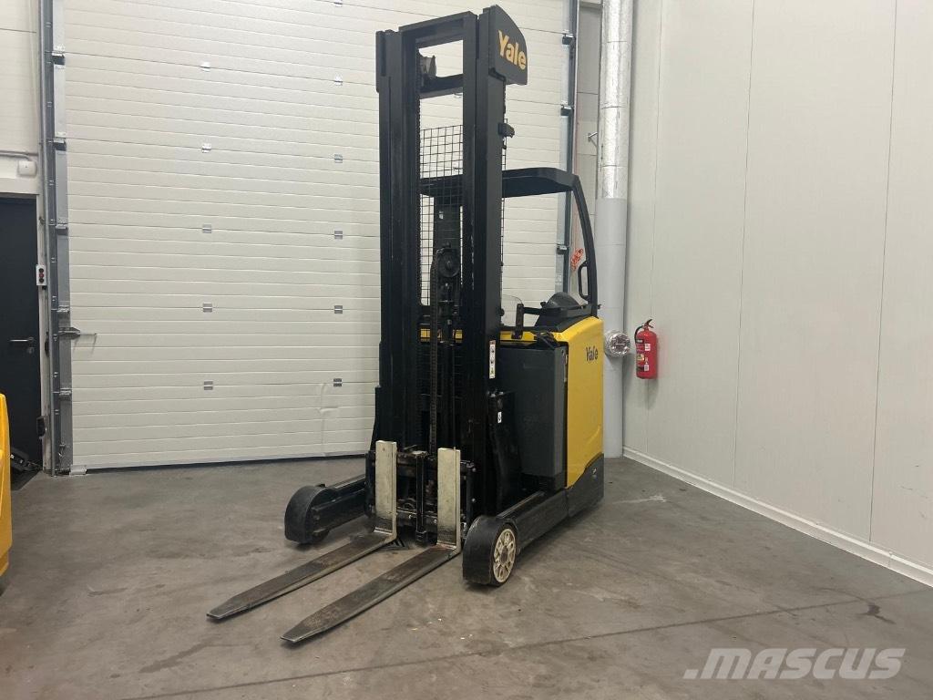 Yale MR 14 Carrello retrattile