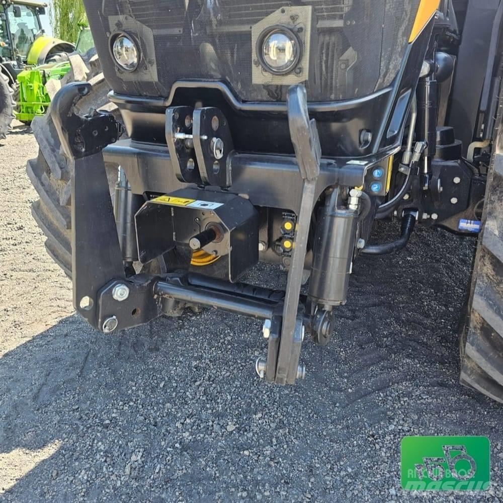 JCB FASTRAC 8330 Trattori