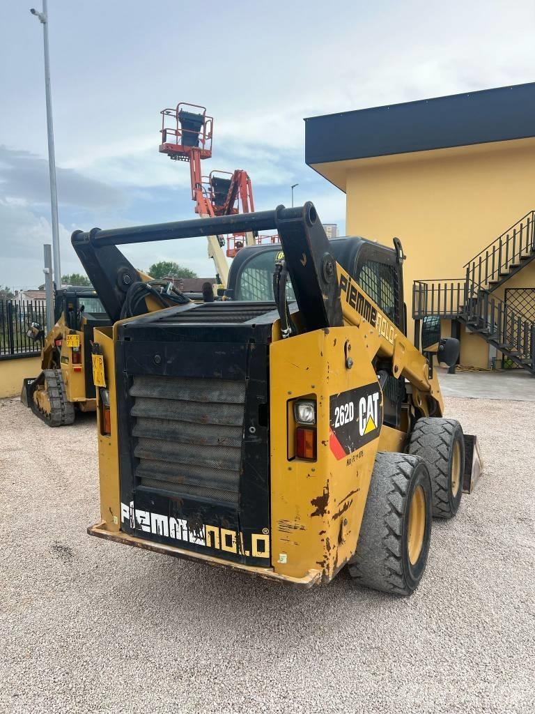 CAT 262 D Mini Pale Gommate