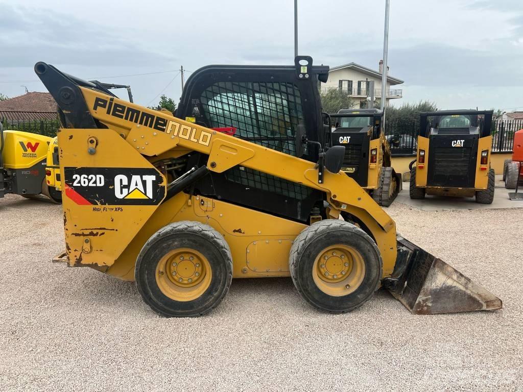CAT 262 D Mini Pale Gommate