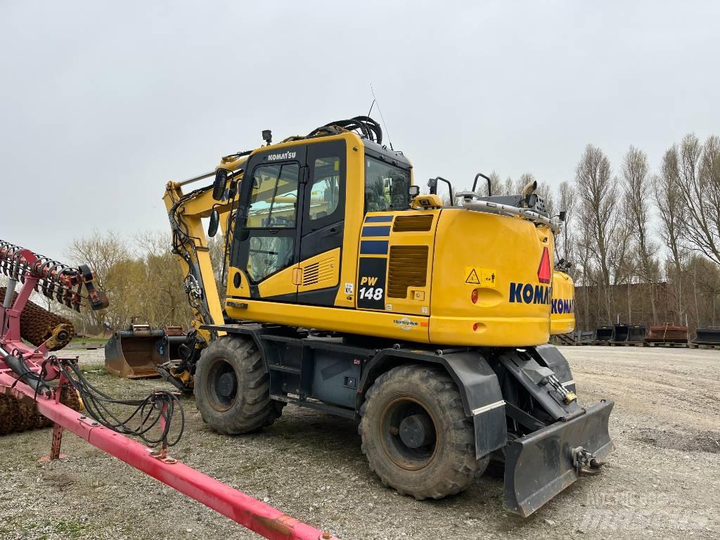 Komatsu PC 290 / PW148 Escavatori gommati