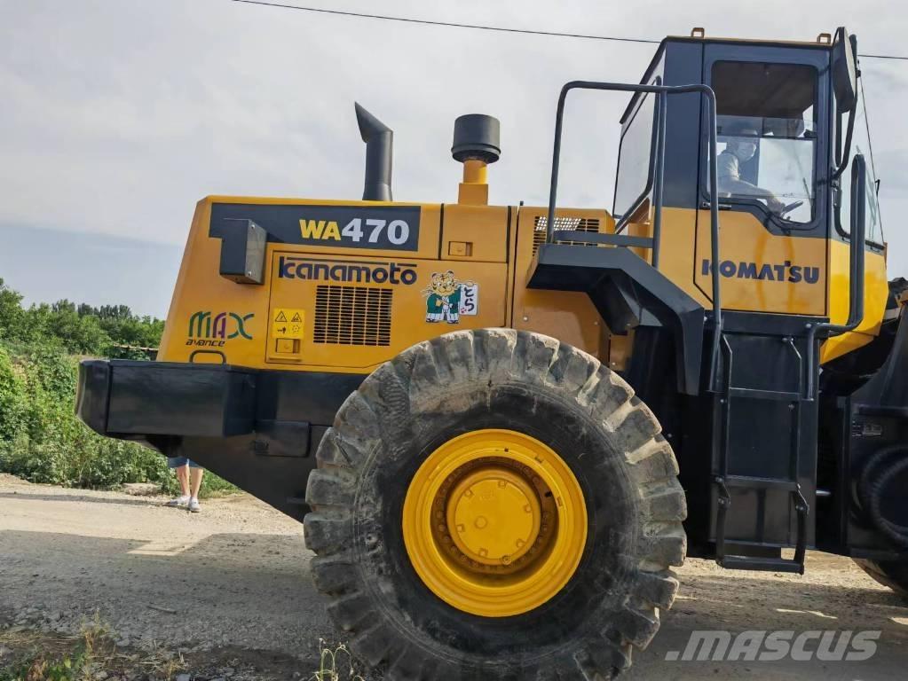 Komatsu WA 470-3 Pale gommate