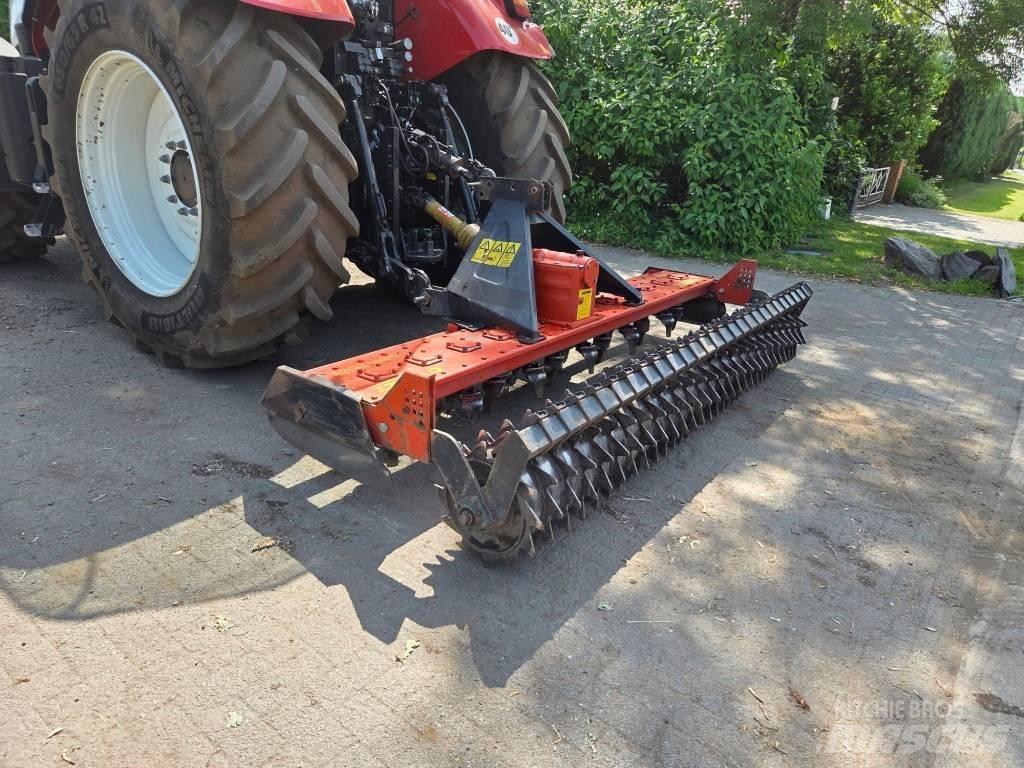  Compact mod. 3000 Erpici rotanti e motozappe