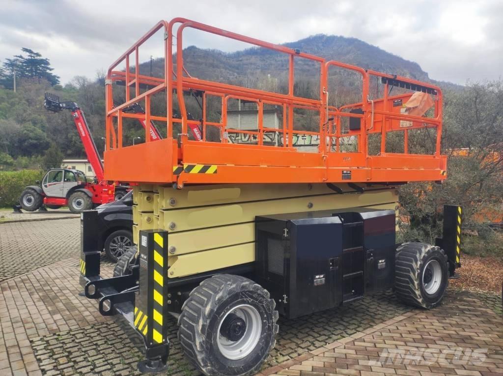 JLG 430 LRT Sollevatori verticali