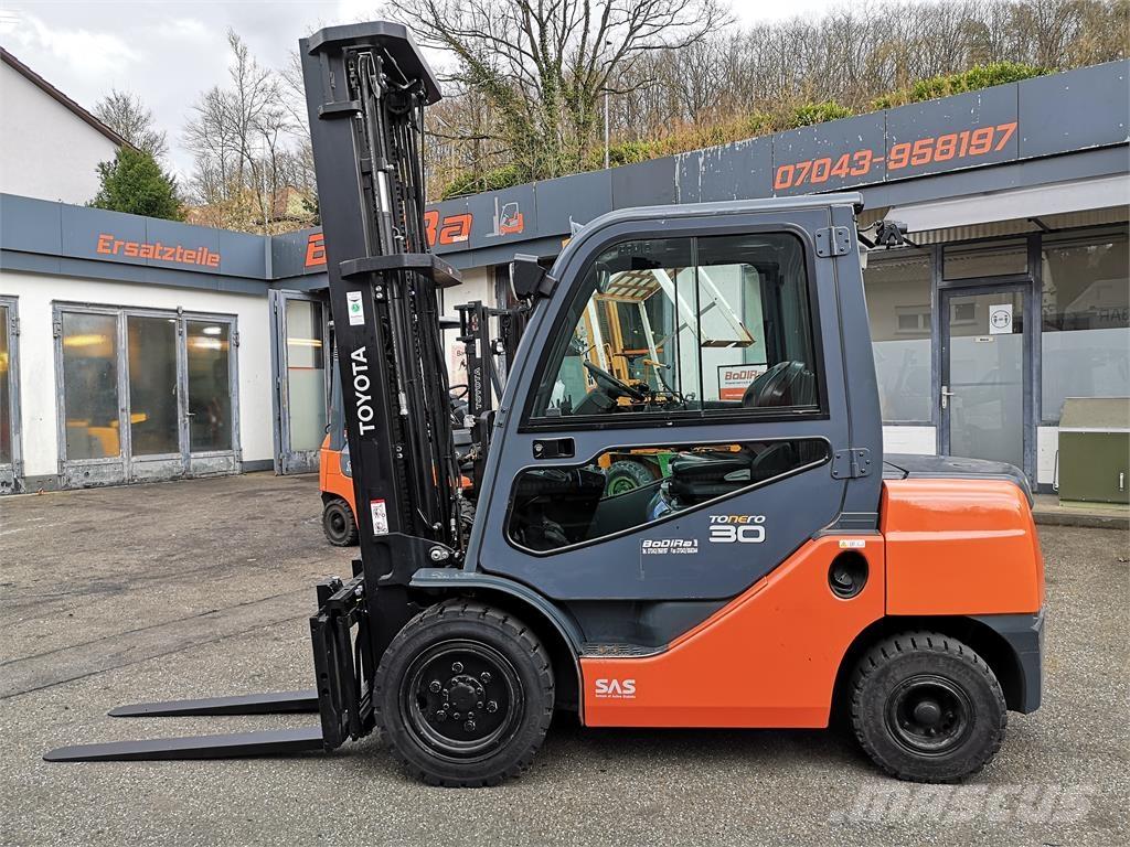 Toyota 02-8FDF30 Carrelli elevatori diesel