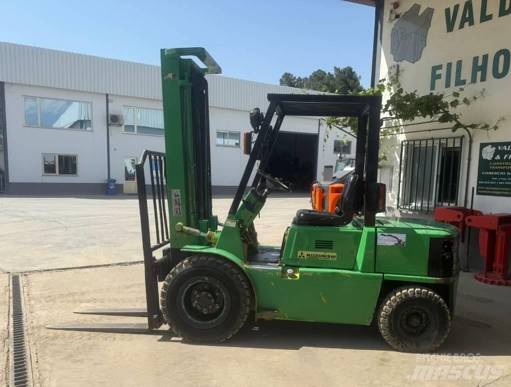 Mitsubishi FD 30 Carrelli elevatori diesel