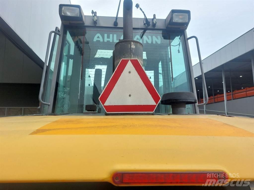 Ahlmann AZ 150 E Pale gommate