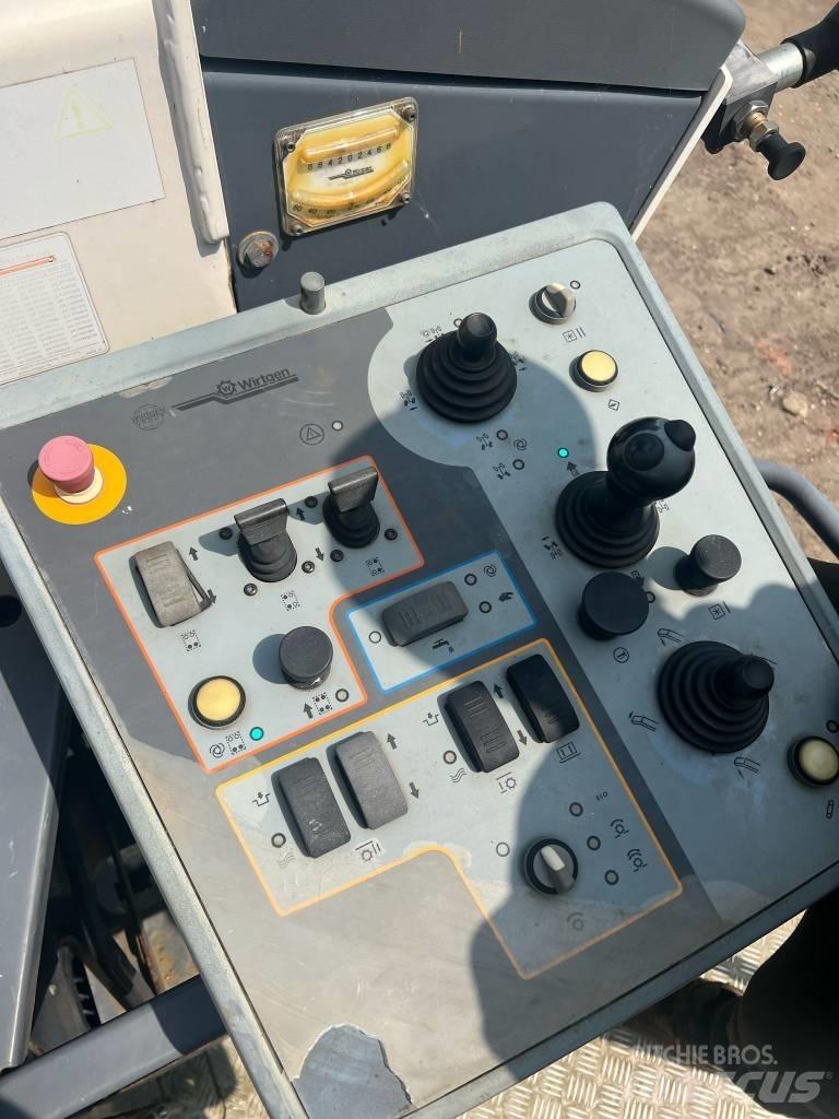 Wirtgen W 220 Fresa a freddo per asfalto