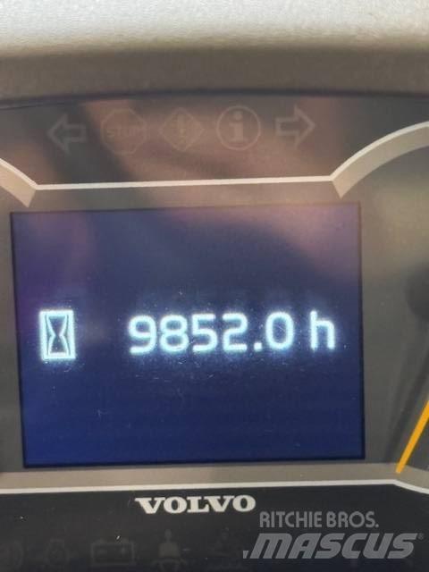 Volvo L 60 H Pale gommate