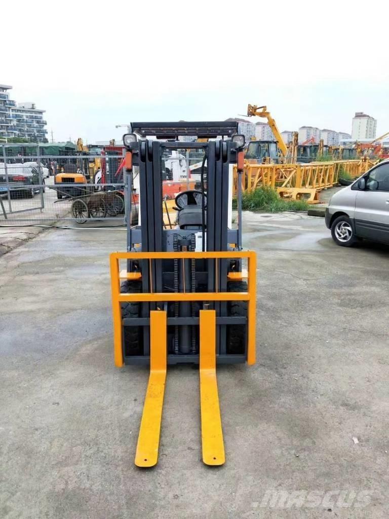 TCM FD 30 Carrelli elevatori diesel