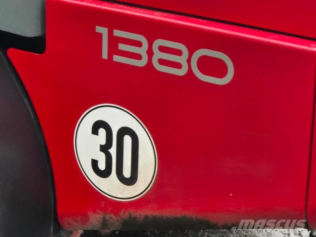 Weidemann 1380 Pale gommate