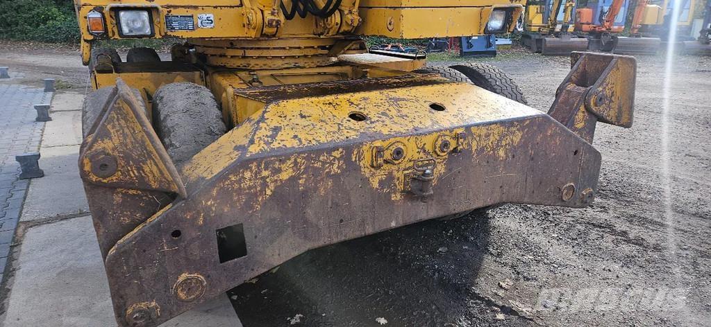 Liebherr A902 Escavatori gommati