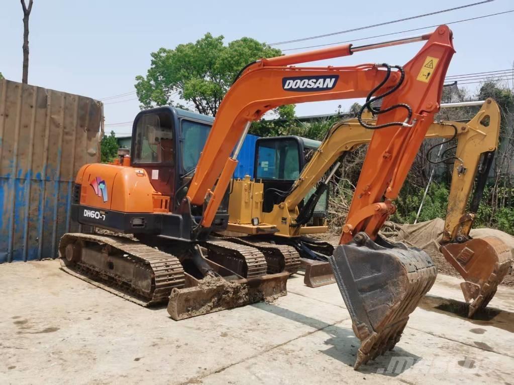 Doosan DH 60-7 Miniescavatori