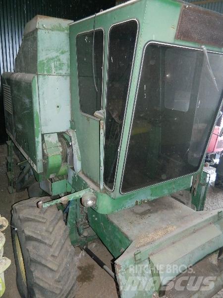 John Deere 960 Mietitrebbiatrici
