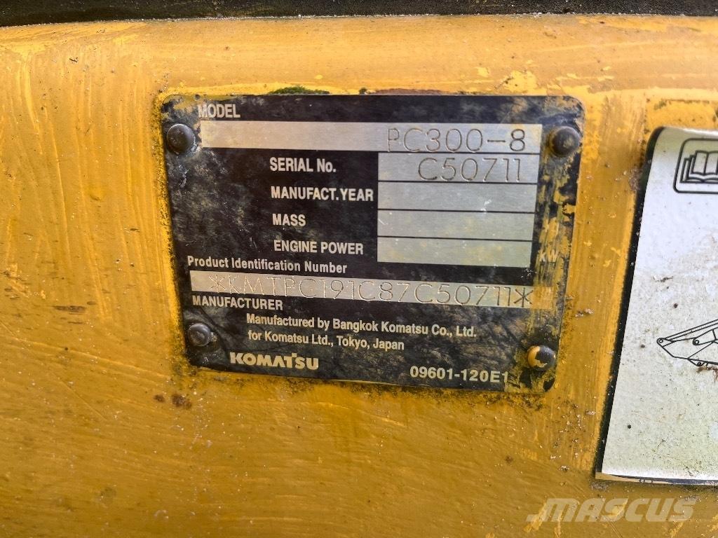 Komatsu PC 300-8 Escavatori cingolati
