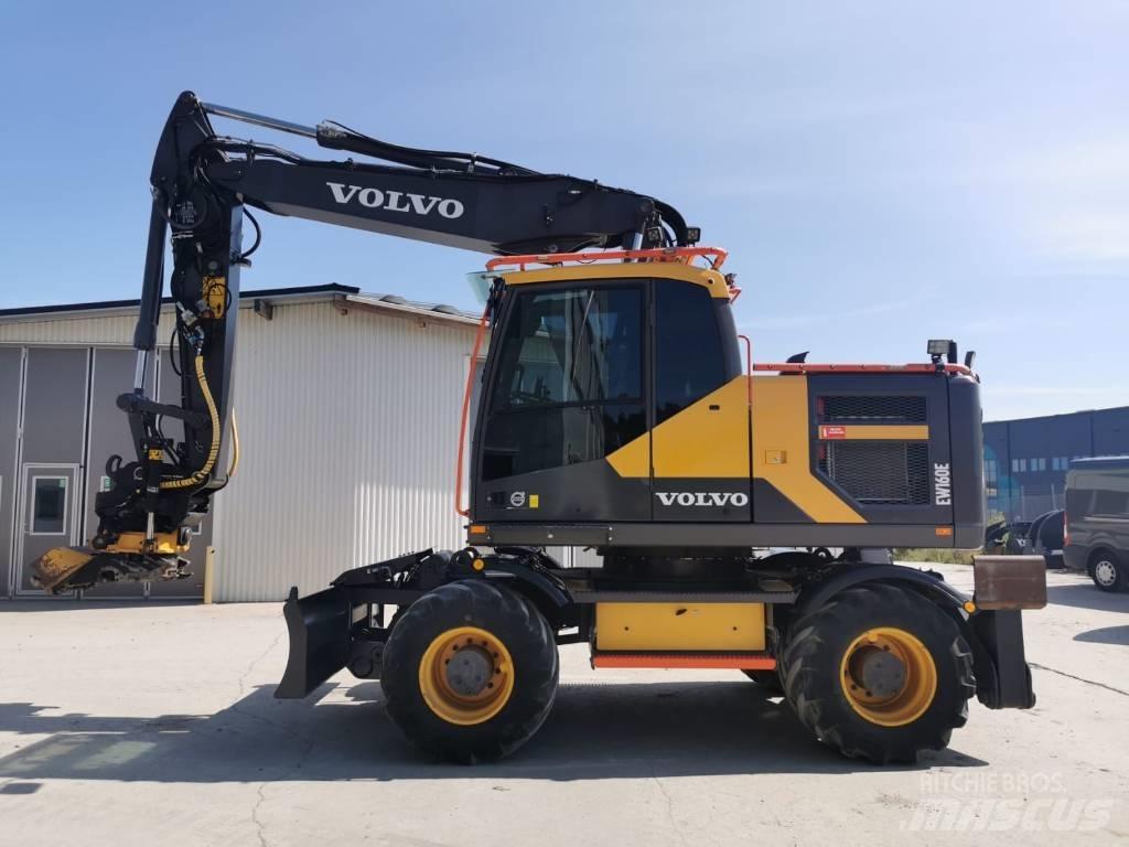 Volvo EW160E Escavatori gommati