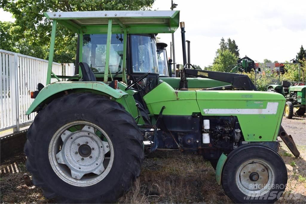 Deutz-Fahr D4507 Trattori
