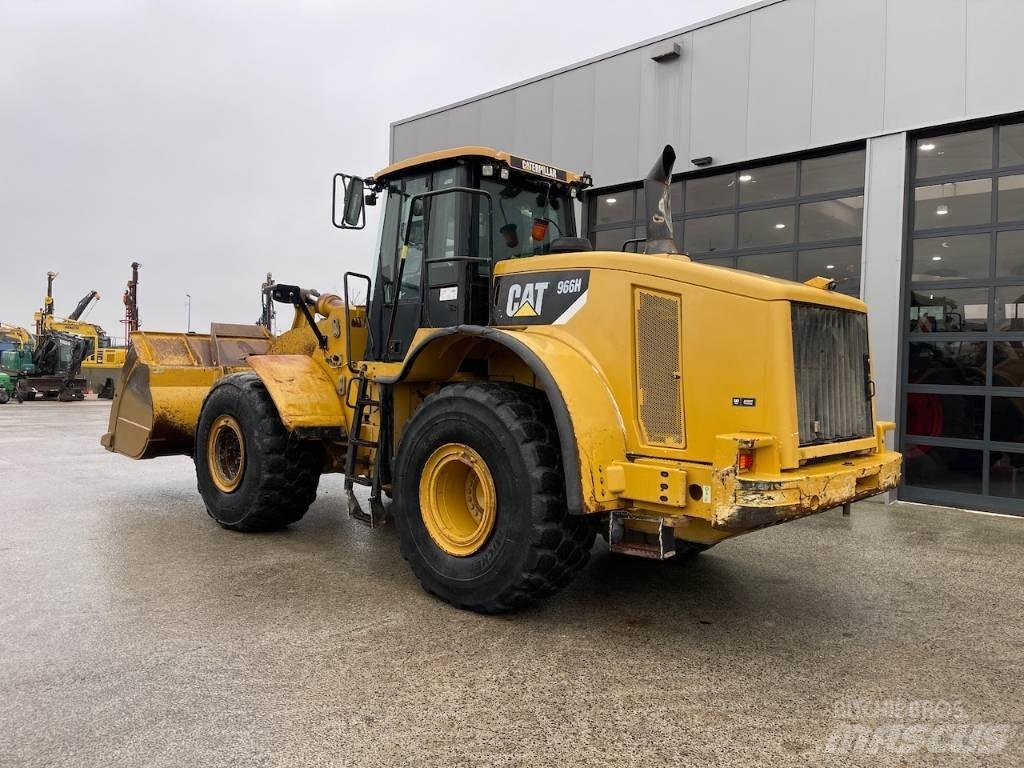 CAT 966 H Pale gommate