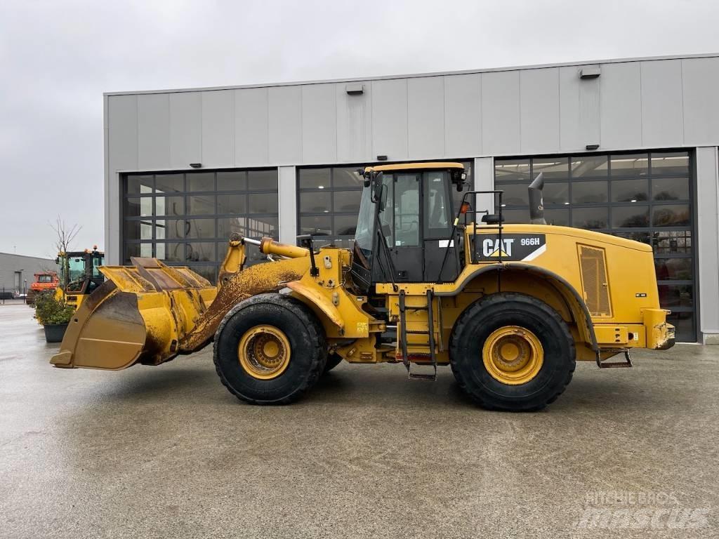 CAT 966 H Pale gommate