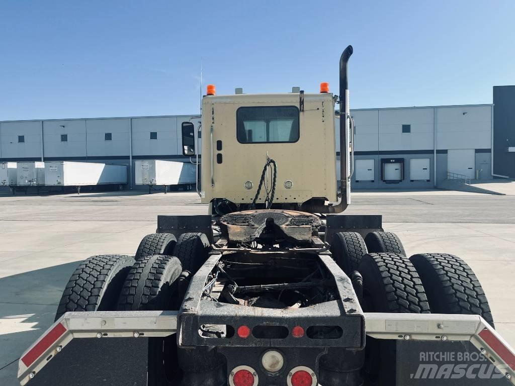 Freightliner 122 SD Motrici e Trattori Stradali