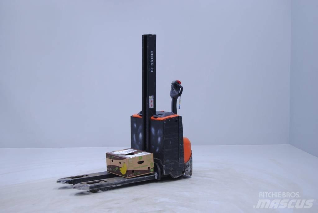 Toyota SWE080L Transpallet uomo a terra