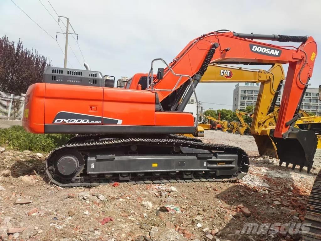 Doosan DX 300 LC-9C Escavatori cingolati