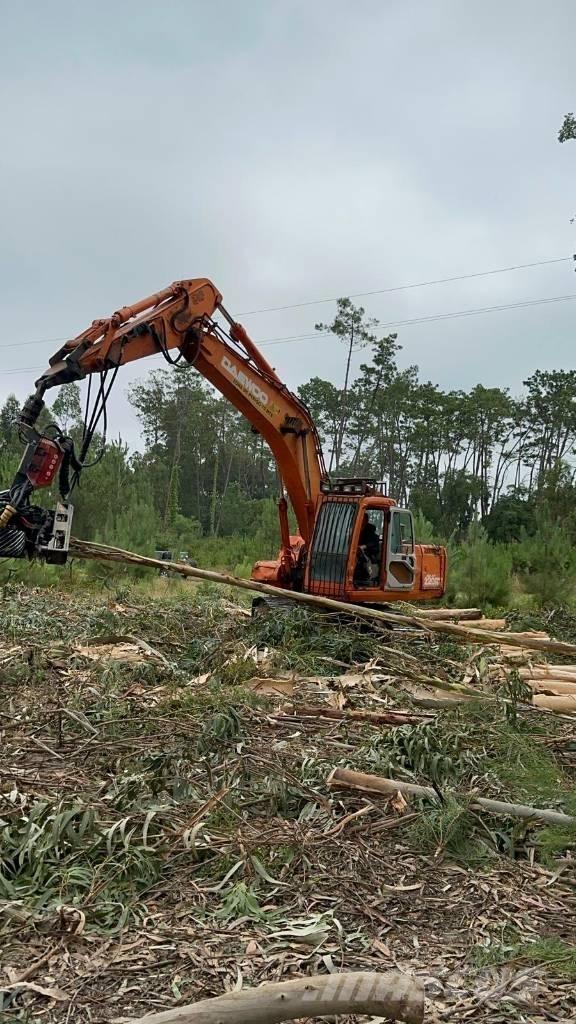 Daewoo 220 Escavatori forestali