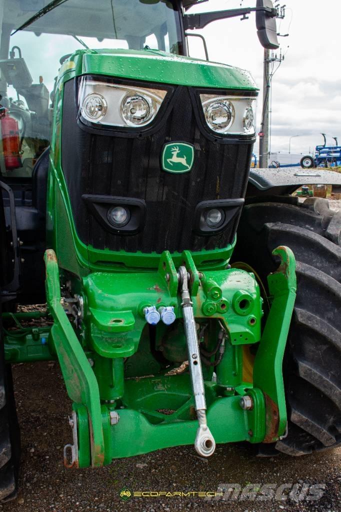 John Deere 6215 R Trattori