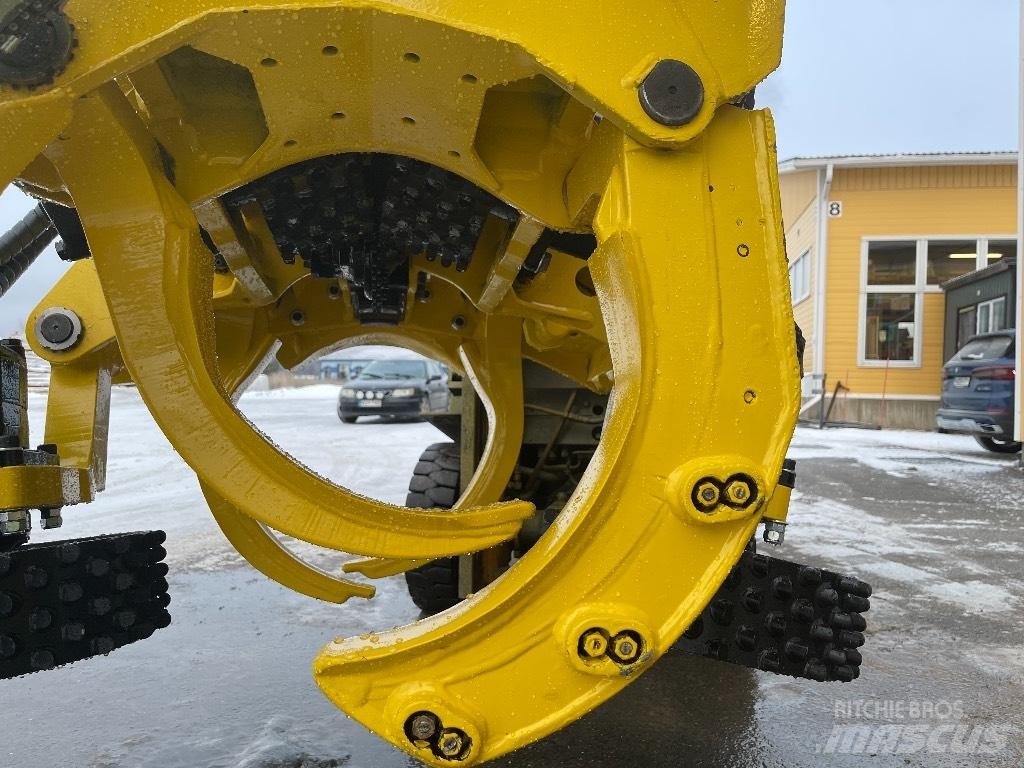 John Deere 758HD Decespugliatrici e trinciatrici idrauliche