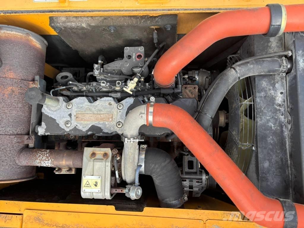 Hyundai 140W-9 Escavatori gommati