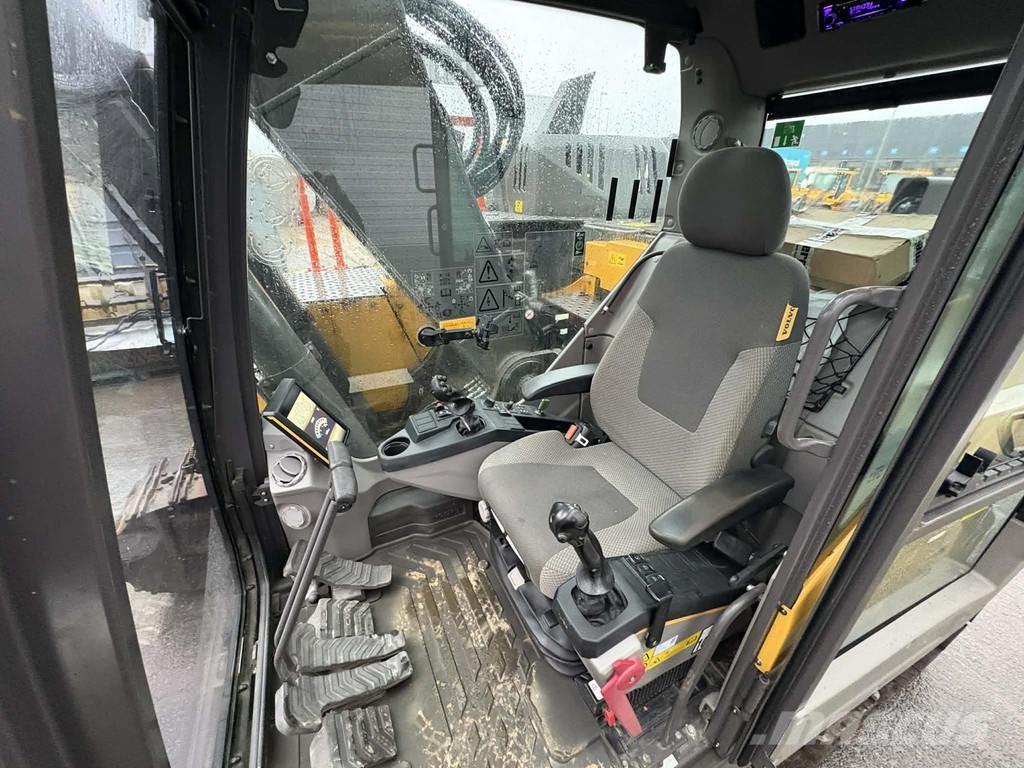 Volvo ECR235EL Escavatori speciali