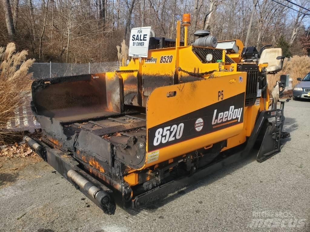 LeeBoy 8520C Finitrici