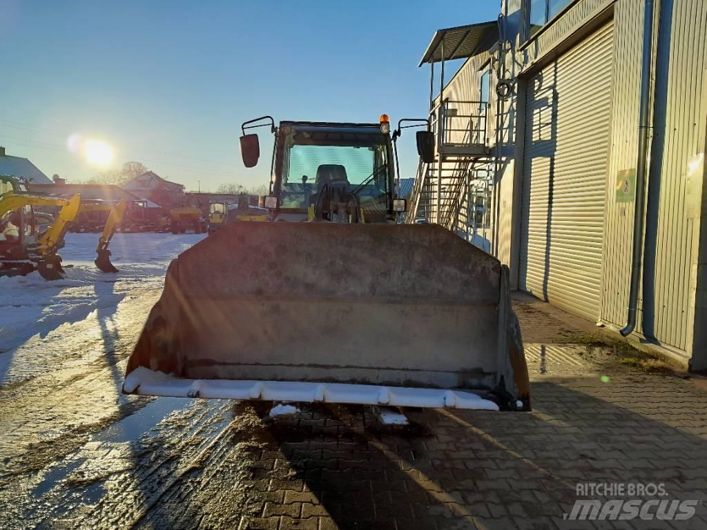Wacker Neuson 8115 Pale gommate