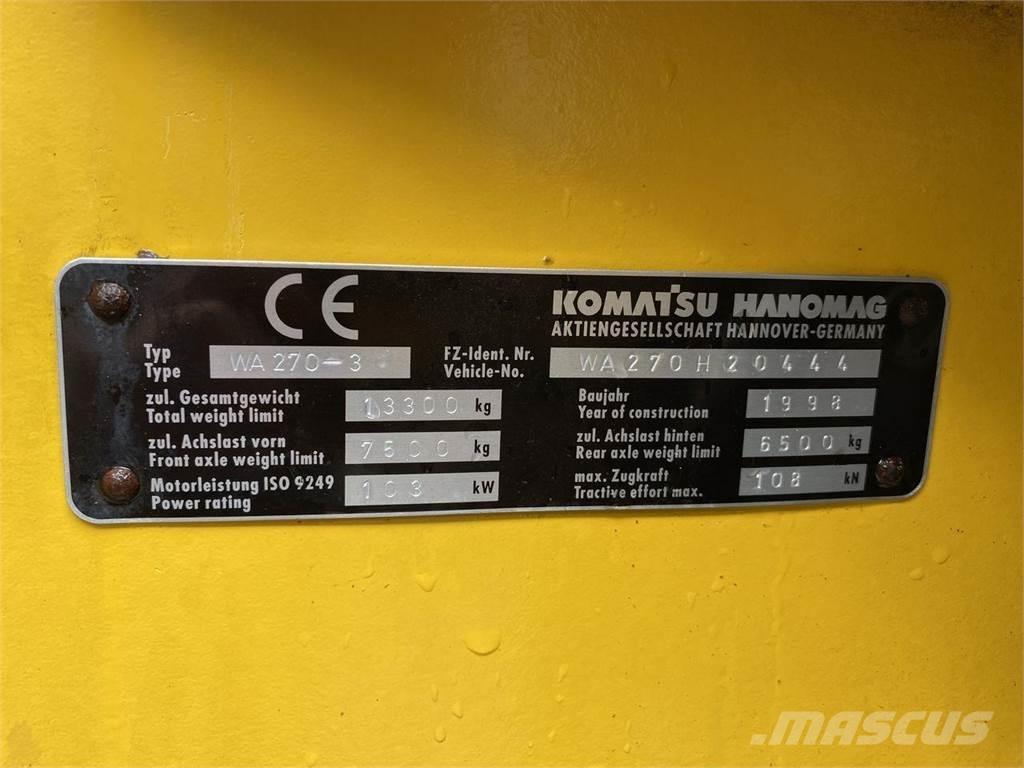 Komatsu WA270-3 Pale gommate
