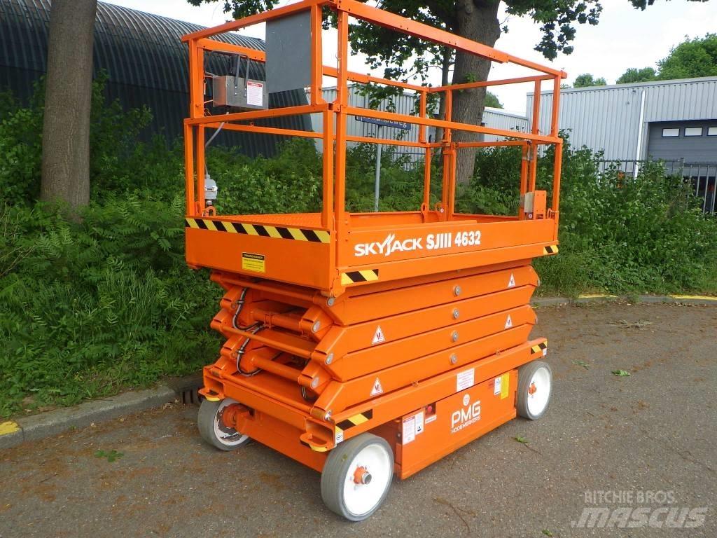 SkyJack SJ4632 Piattaforme a pantografo