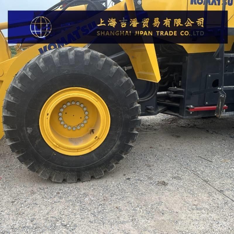 Komatsu WA 380 Pale gommate