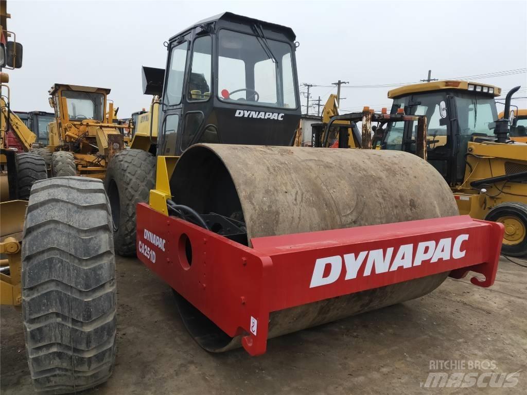 Dynapac CA251D Rulli monotamburo