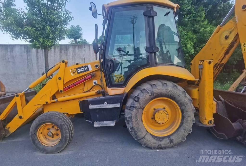 JCB 3 CX Terne