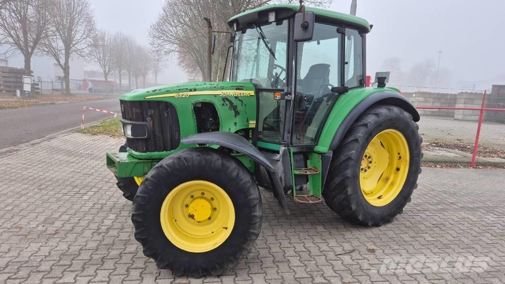 John Deere 6320 SE Trattori