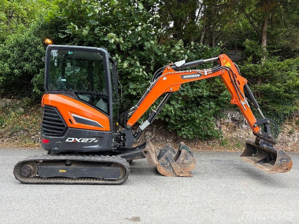 Doosan DX 27 Z Miniescavatori